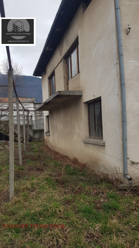 Продажба на къщи в област Кюстендил — страница 4 - изображение 14 
