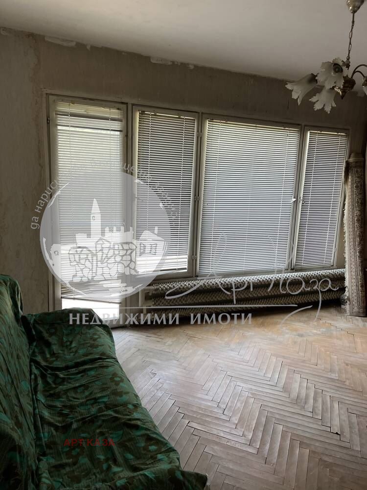Продава  2-стаен град Пловдив , Кършияка , 64 кв.м | 67595606