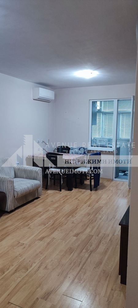 De vânzare  2 dormitoare Burgas , Meden rudnic - zona V , 75 mp | 76798515