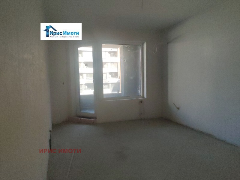 Na prodej  2 ložnice Sofia , Malinova dolina , 152 m2 | 30154429 - obraz [3]