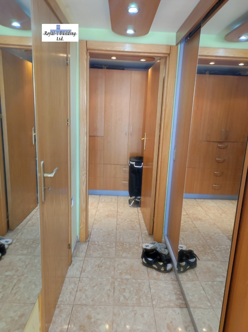 Till salu  3+ sovrum Sofia , Manastirski livadi , 315 kvm | 60898569 - bild [8]