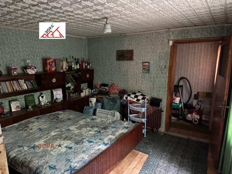 Продава ЕТАЖ ОТ КЪЩА, гр. Враца, Подбалканска, снимка 3 - Етаж от къща - 45957864