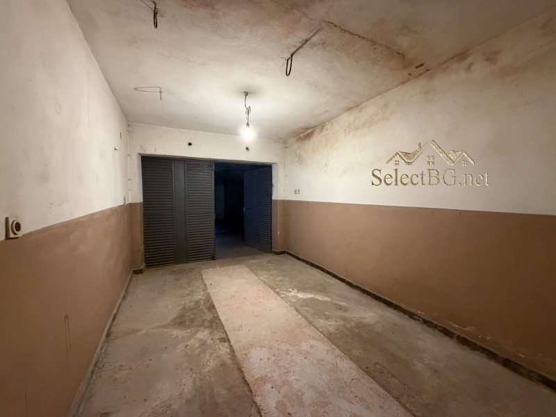Продава ГАРАЖ, ПАРКОМЯСТО, област Велико Търново, гр. Горна Оряховица • 15900 € / 31097.70 лв. • 29931699 1