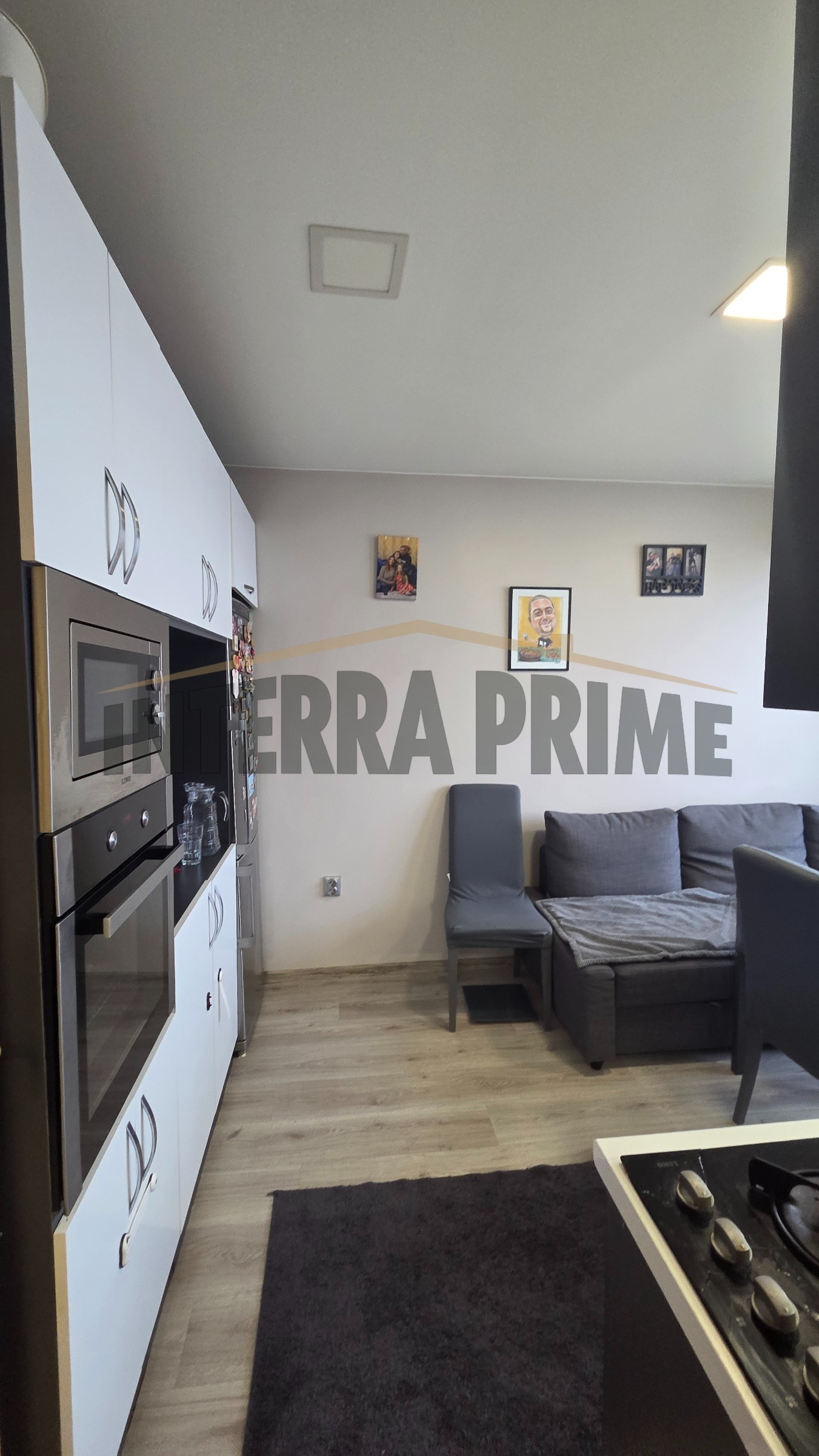 Продава 2-СТАЕН, гр. Добрич, Център, снимка 3 - Апартаменти - 56744199