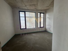 2 slaapkamers Briz, Varna 7