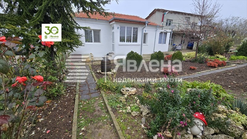 Продава КЪЩА, с. Водица, област Варна, снимка 6 - Къщи - 49000276