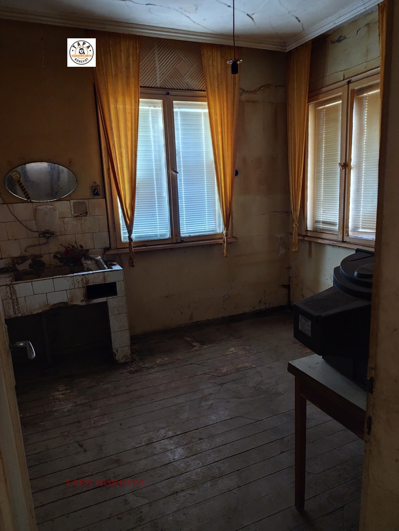 Продава  Къща област Велико Търново , гр. Горна Оряховица , 78 кв.м | 37951297 - изображение [3]
