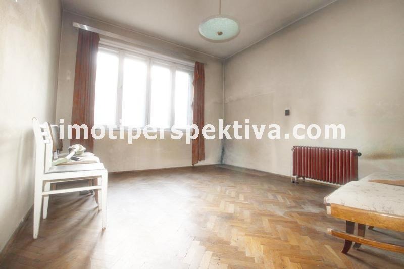 Продава  3-стаен град Пловдив , Център , 86 кв.м | 29936465