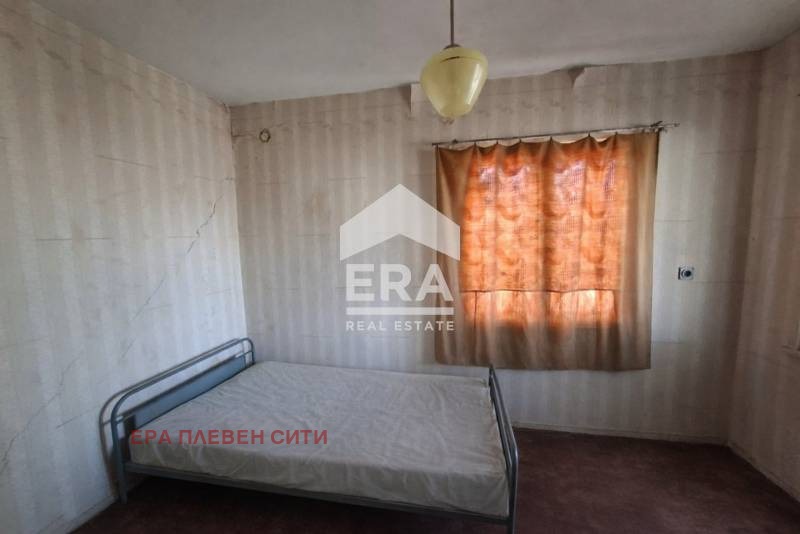 Продава КЪЩА, с. Деков, област Плевен, снимка 9 - Къщи - 53634232