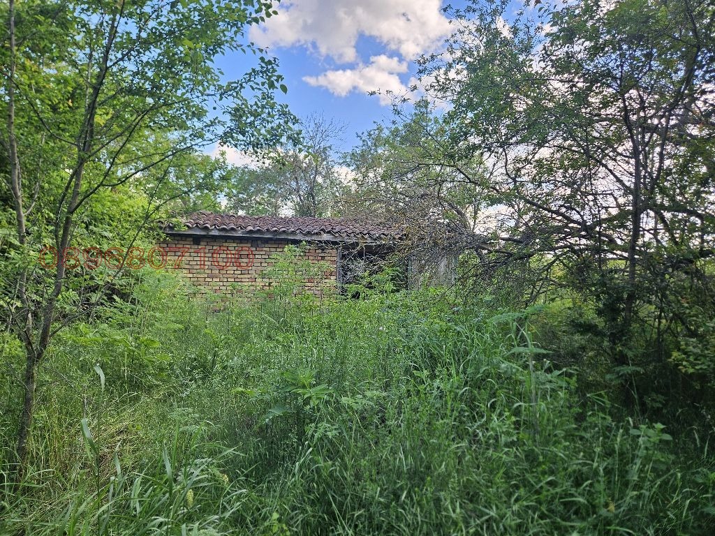 Продава КЪЩА, с. Водица, област Варна