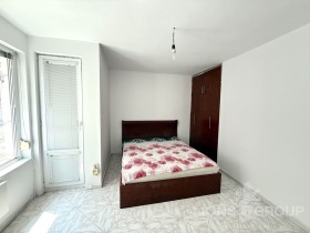 2 quartos Cveten kvartal, Varna 9