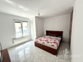 2 quartos Cveten kvartal, Varna 8