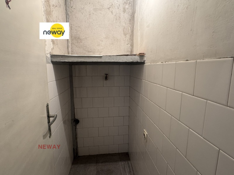 Продава  3-стаен град Плевен , Широк център , 98 кв.м | 71820826 - изображение [10]