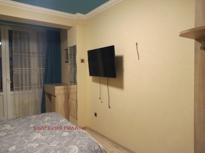 Продава 3-СТАЕН, гр. София, Център, снимка 6 - Апартаменти - 52718846