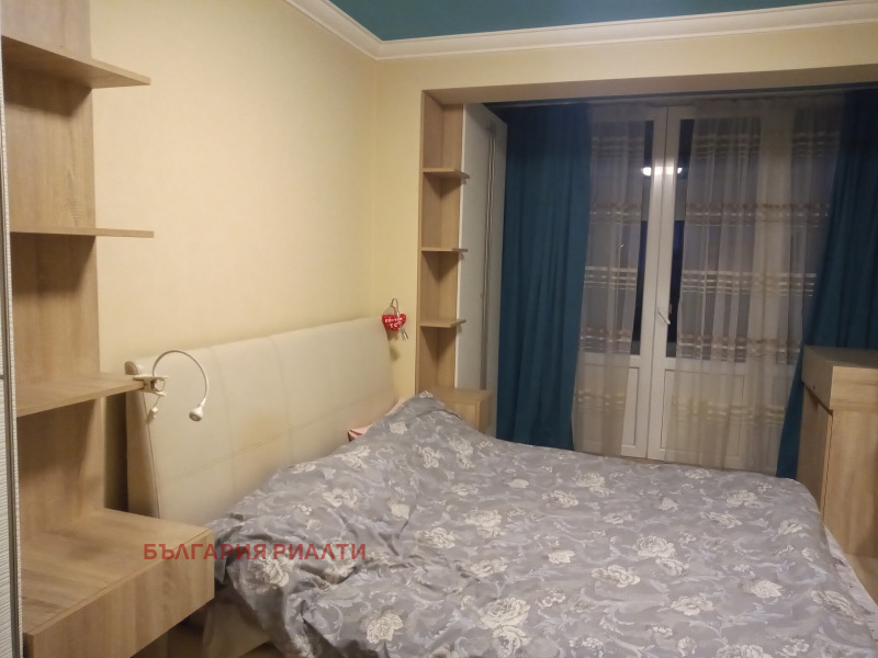 Продава 3-СТАЕН, гр. София, Център, снимка 5 - Апартаменти - 52718846