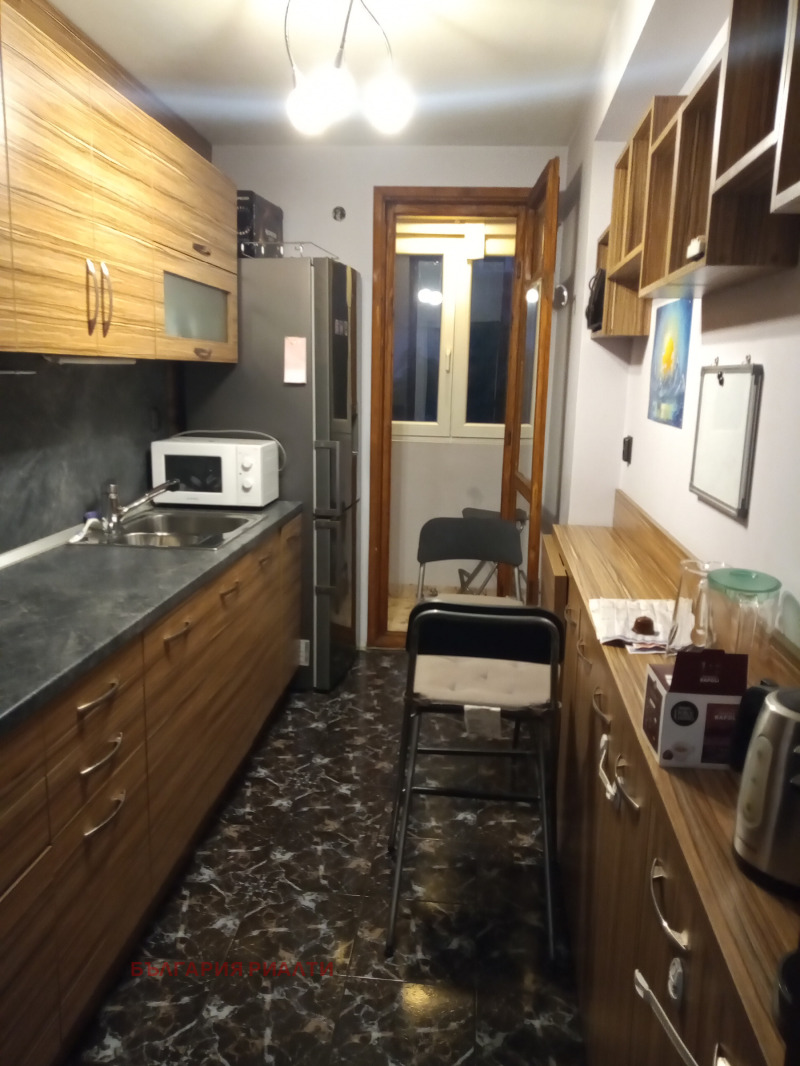 Продава 3-СТАЕН, гр. София, Център, снимка 3 - Апартаменти - 52718846