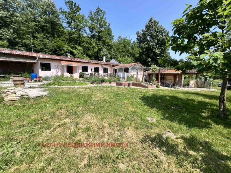En venta  Casa región de Gabrovo , Boynovtsi , 285 metros cuadrados | 15593877 - imagen [2]