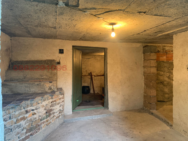 Продава КЪЩА, гр. Перник, Калкас, снимка 16 - Къщи - 52856621