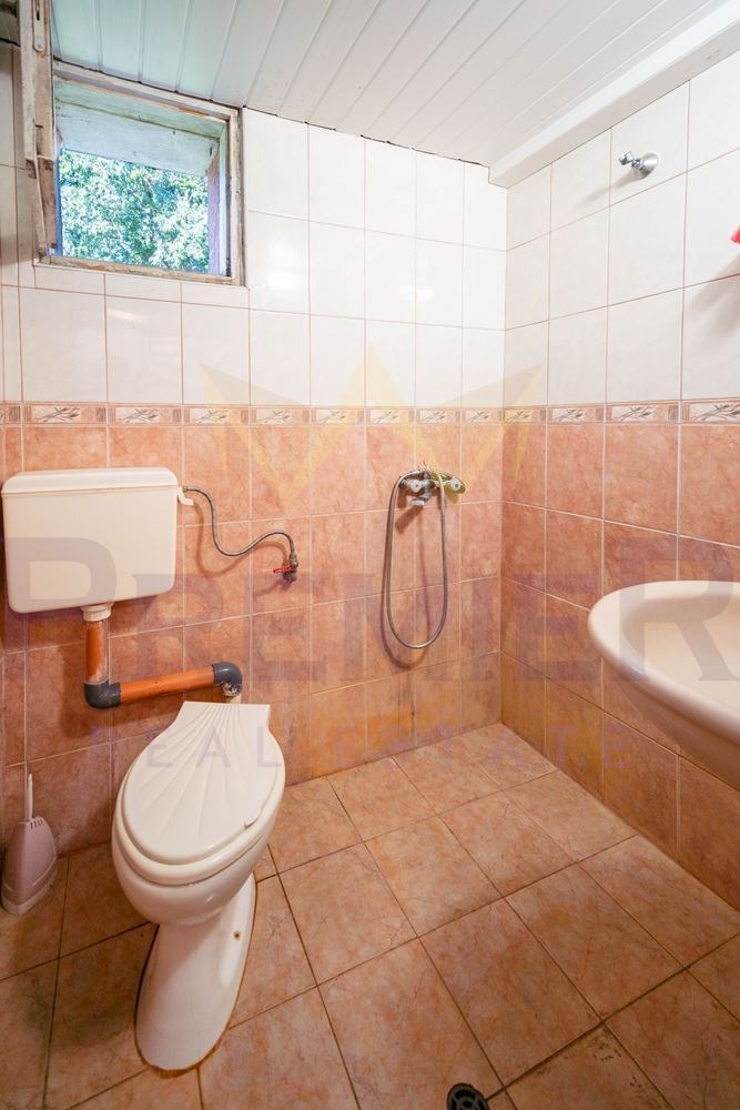 Продава КЪЩА, гр. Балчик, област Добрич, снимка 4 - Къщи - 54111318