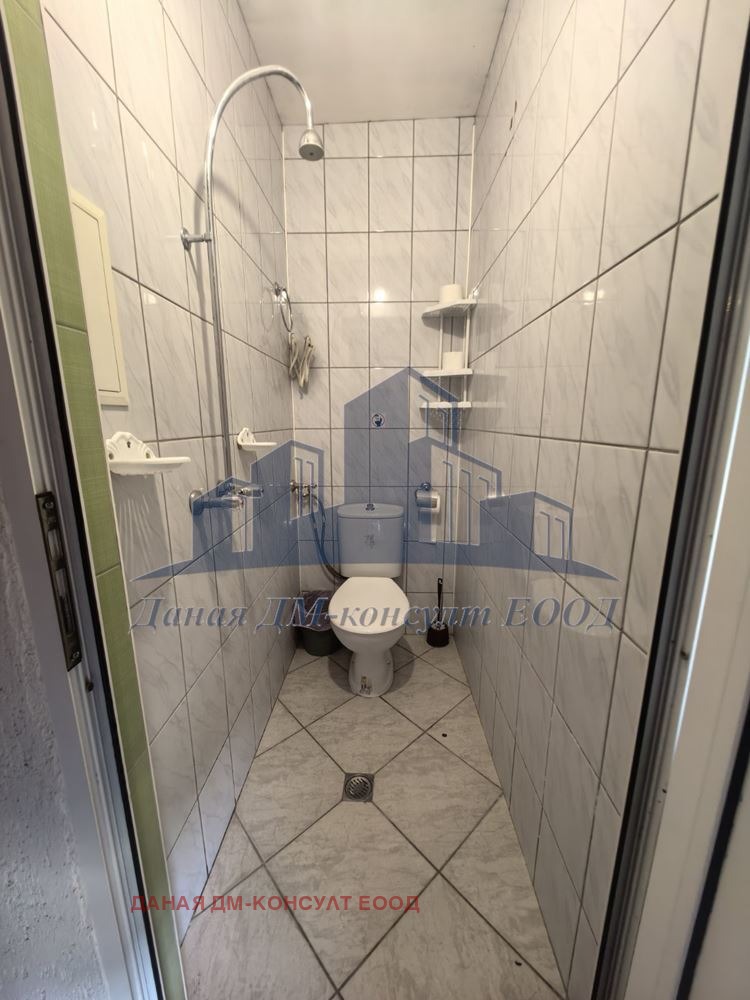 Продава ХОТЕЛ, гр. Шумен, Томбул джамия, снимка 2 - Хотели - 56084264