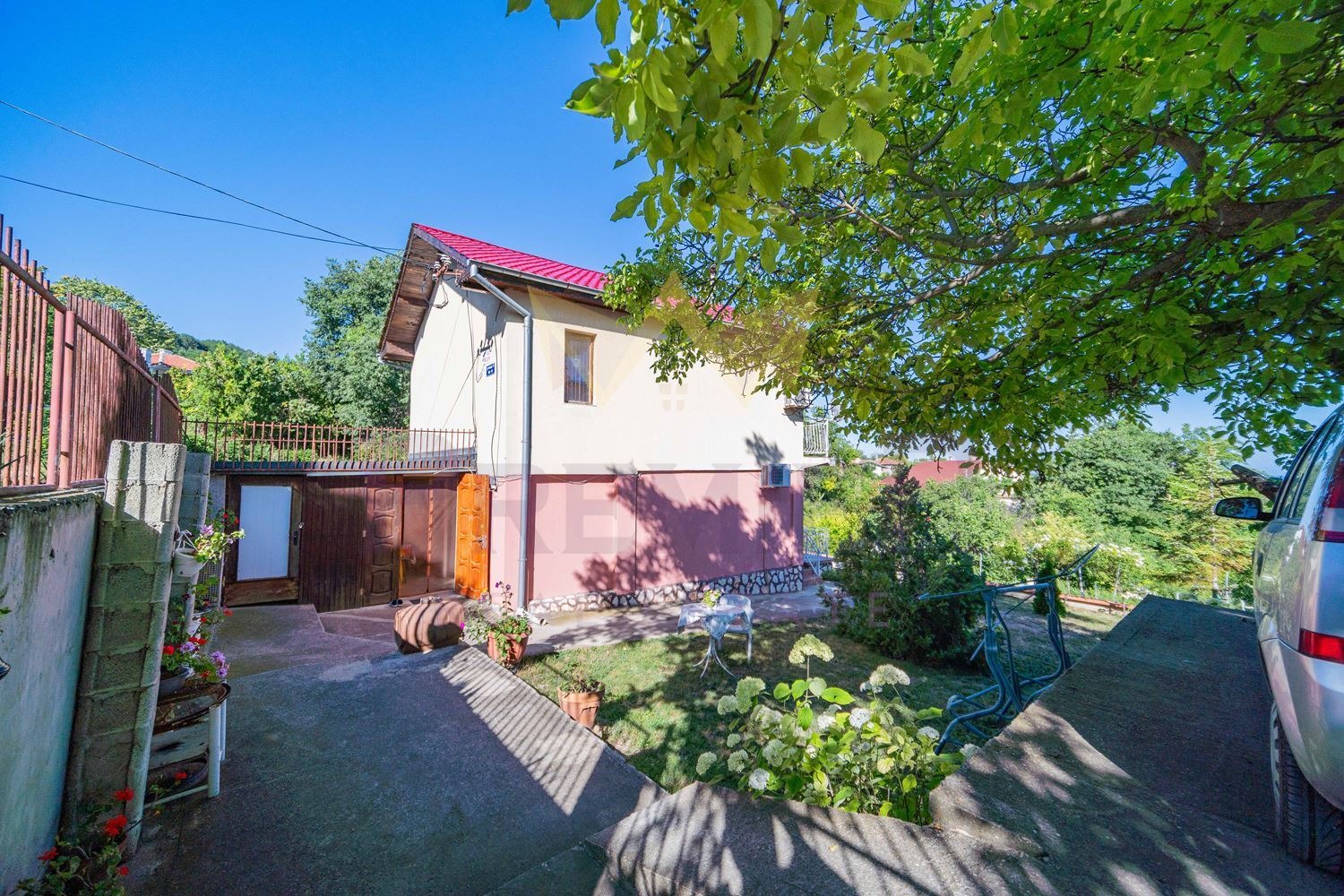 Продава КЪЩА, гр. Балчик, област Добрич, снимка 15 - Къщи - 54111318