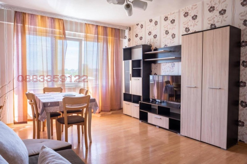 De vânzare  1 dormitor Ruse , Țentâr , 70 mp | 76978178