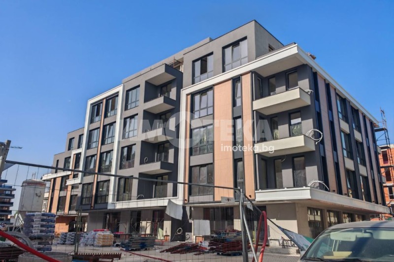 Satılık  2 yatak odası Plovdiv , Karşiyaka , 153 metrekare | 98571193