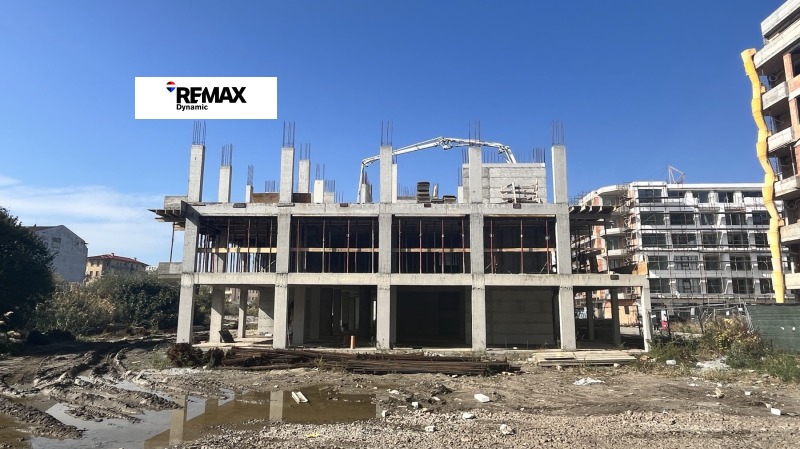 Продава 3-СТАЕН, гр. Поморие, област Бургас, снимка 2 - Апартаменти - 52166153