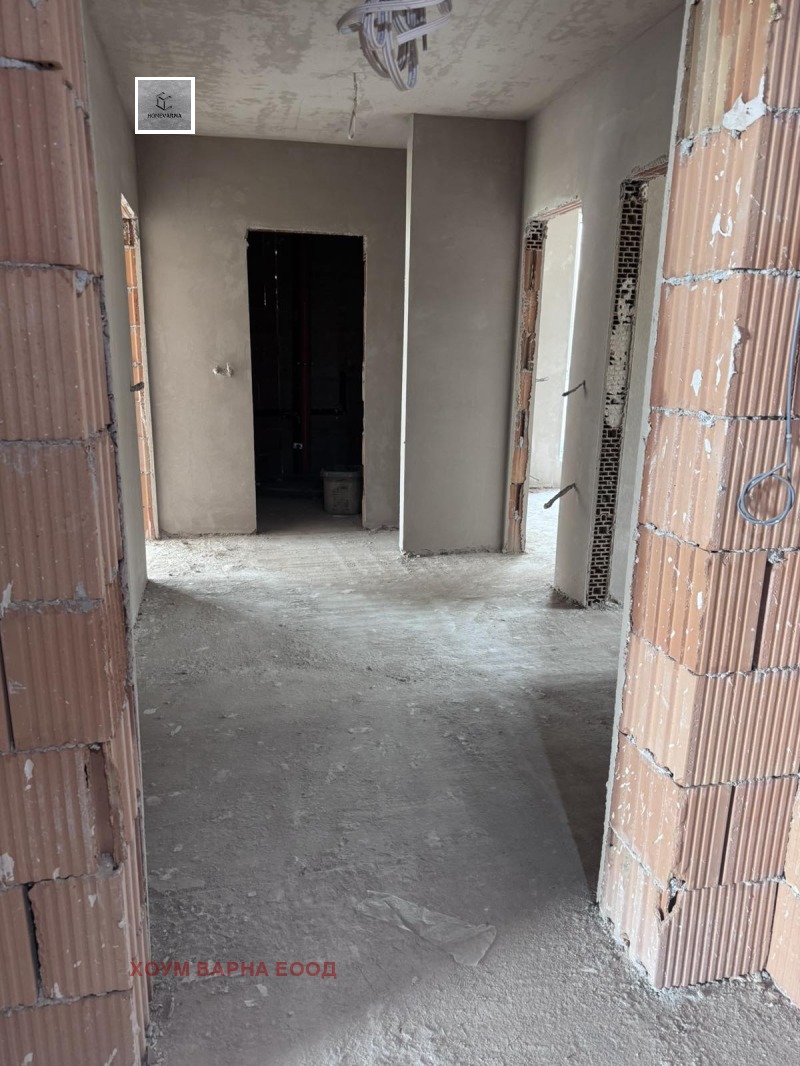 Продава 3-СТАЕН, гр. Варна, м-т Пчелина, снимка 2 - Апартаменти - 52451655