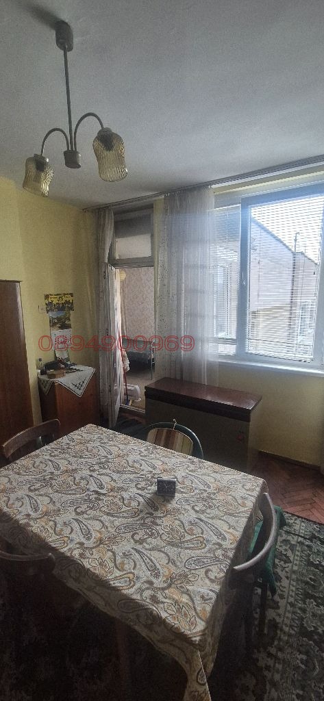 Продава МНОГОСТАЕН, гр. Търговище, Център, снимка 11 - Апартаменти - 52895990