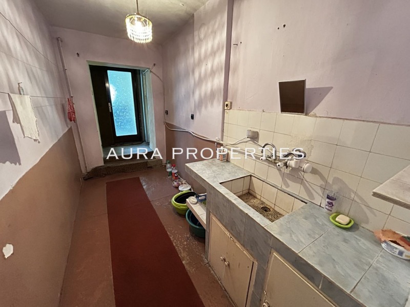 Продава КЪЩА, гр. Разград, Житница, снимка 9 - Къщи - 48220831