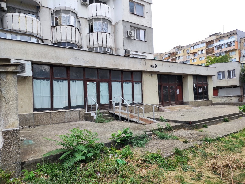 Na prodej  Bar; Kavárna Ruse , Družba 3 , 122 m2 | 77384590 - obraz [4]