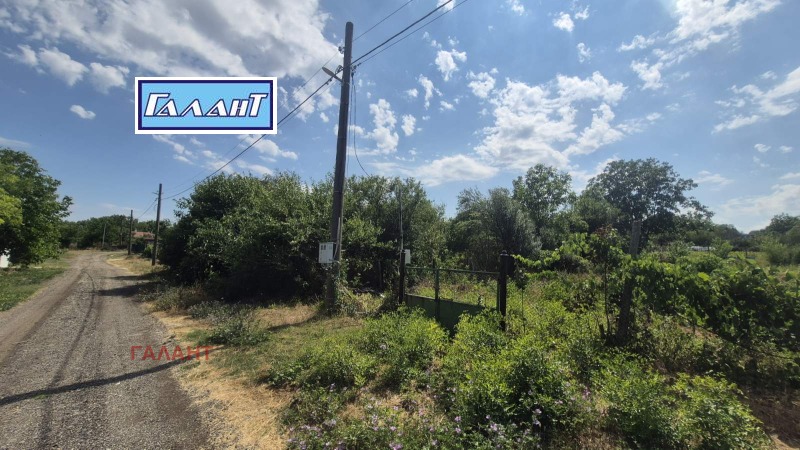 Продава  Парцел област Варна , с. Равна гора , 1630 кв.м | 69683394 - изображение [2]