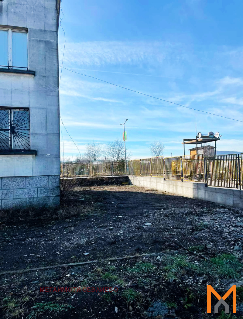 Продава БИЗНЕС ИМОТ, гр. Севлиево, област Габрово, снимка 2 - Други - 54081412