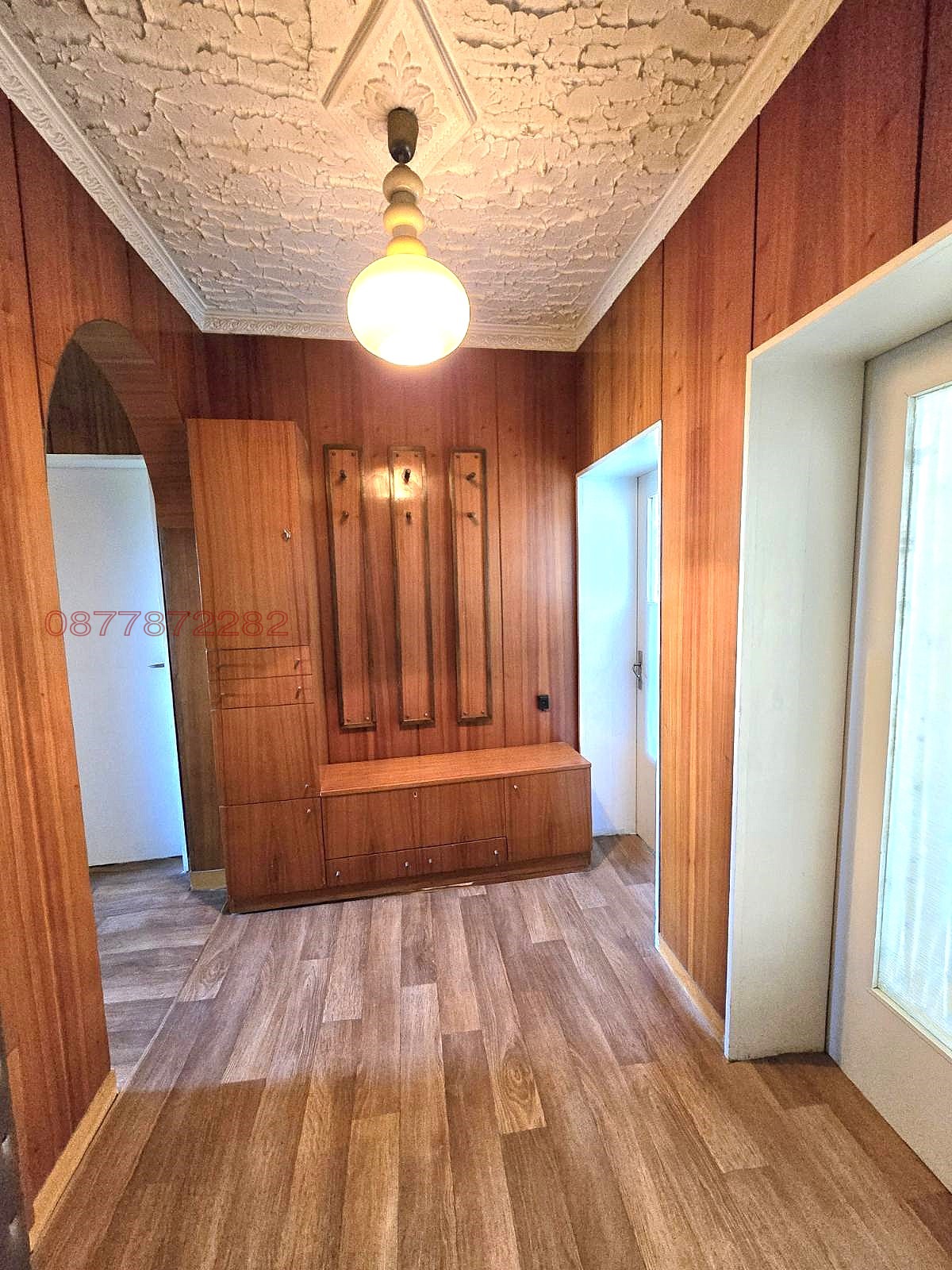 Продава ЕТАЖ ОТ КЪЩА, гр. Омуртаг, област Търговище, снимка 10 - Етаж от къща - 54607866