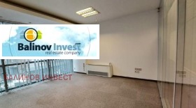 МАГАЗИН, 786 m2