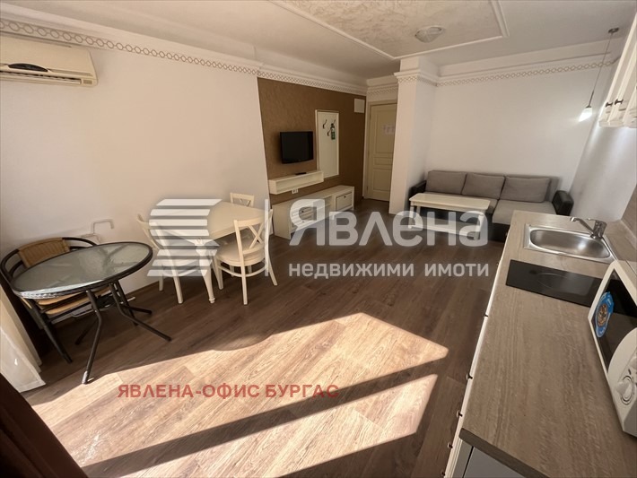 À venda  1 quarto região Burgas , k.k. Slantchev briag , 79 m² | 43251824 - imagem [2]