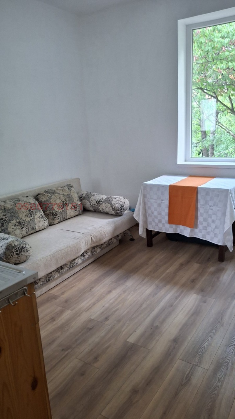 Продава 2-СТАЕН, гр. Бобов дол, област Кюстендил