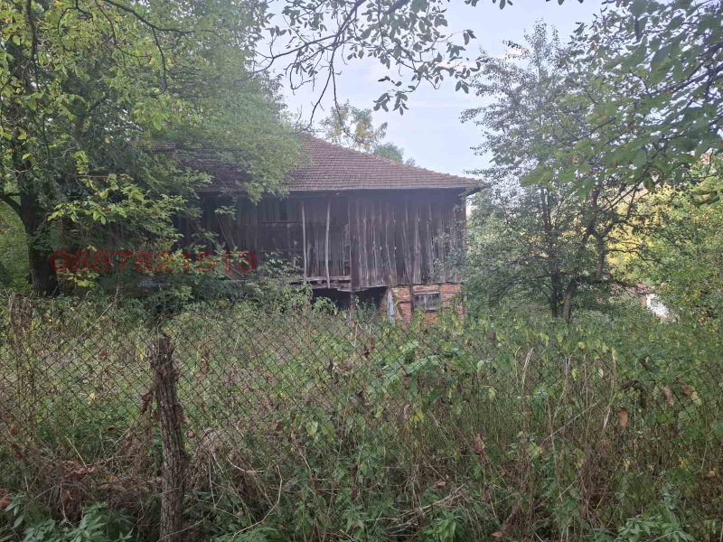 Продава КЪЩА, с. Черни Вит, област Ловеч, снимка 4 - Къщи - 53517442