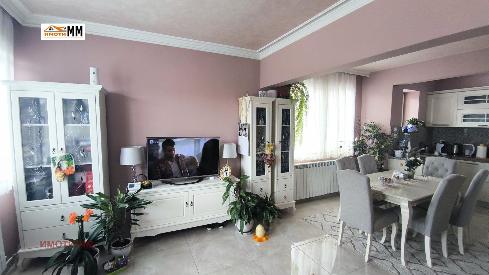 Продава МНОГОСТАЕН, гр. Пловдив, Прослав, снимка 2 - Апартаменти - 52729422