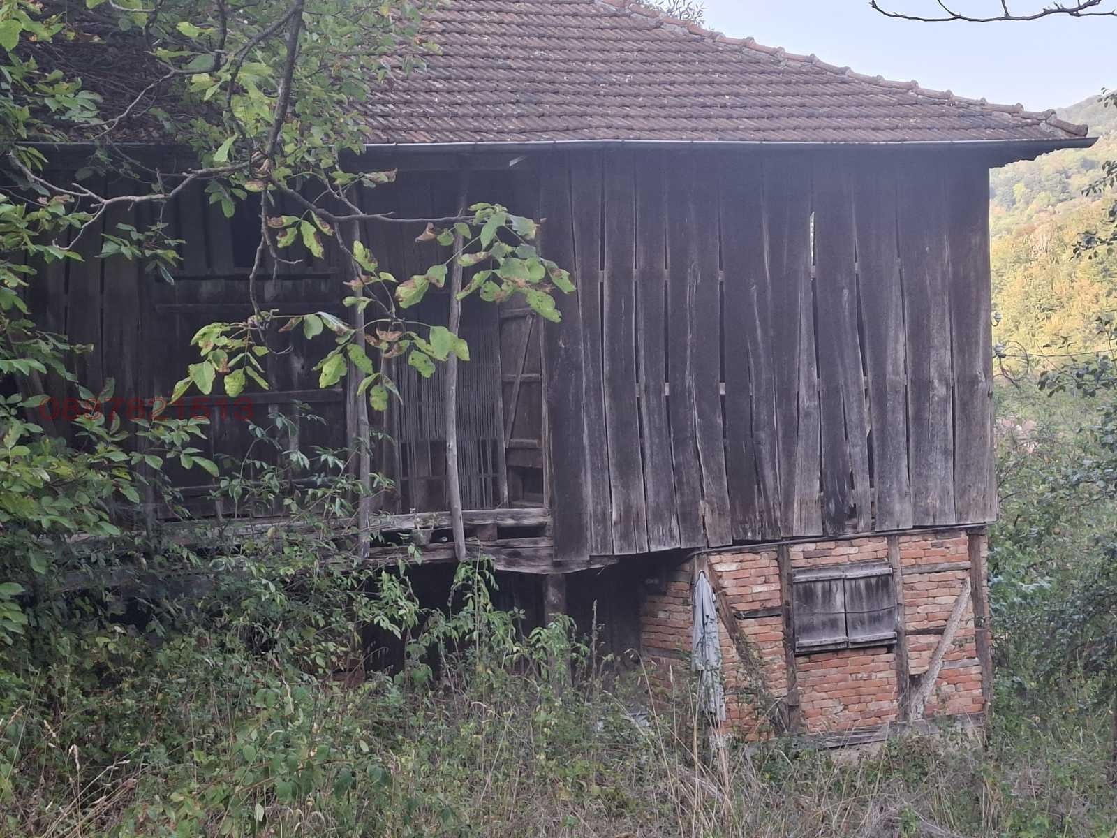 Продава КЪЩА, с. Черни Вит, област Ловеч