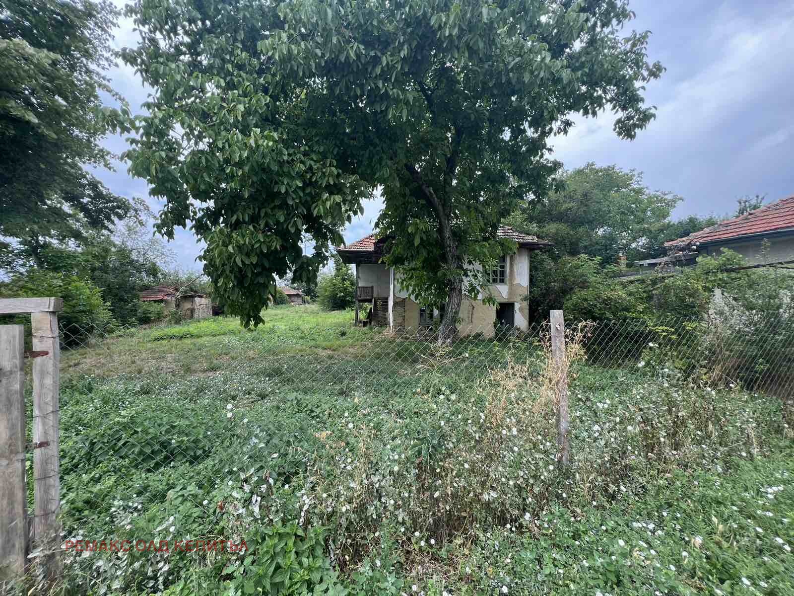 Продава КЪЩА, с. Балканци, област Велико Търново