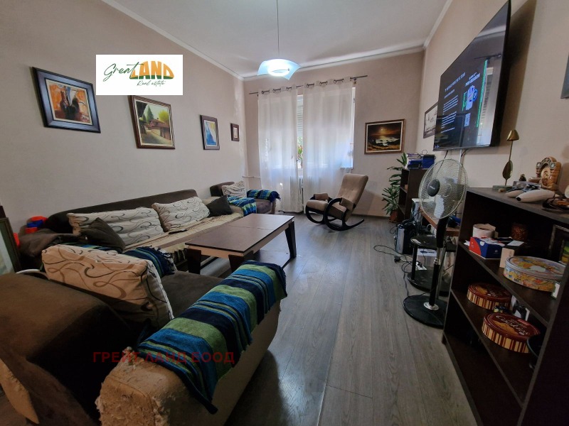 De vânzare  3 dormitoare Sofia , Țentâr , 113 mp | 80885724 - imagine [6]