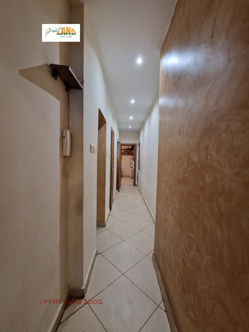 De vânzare  3 dormitoare Sofia , Țentâr , 113 mp | 80885724 - imagine [7]