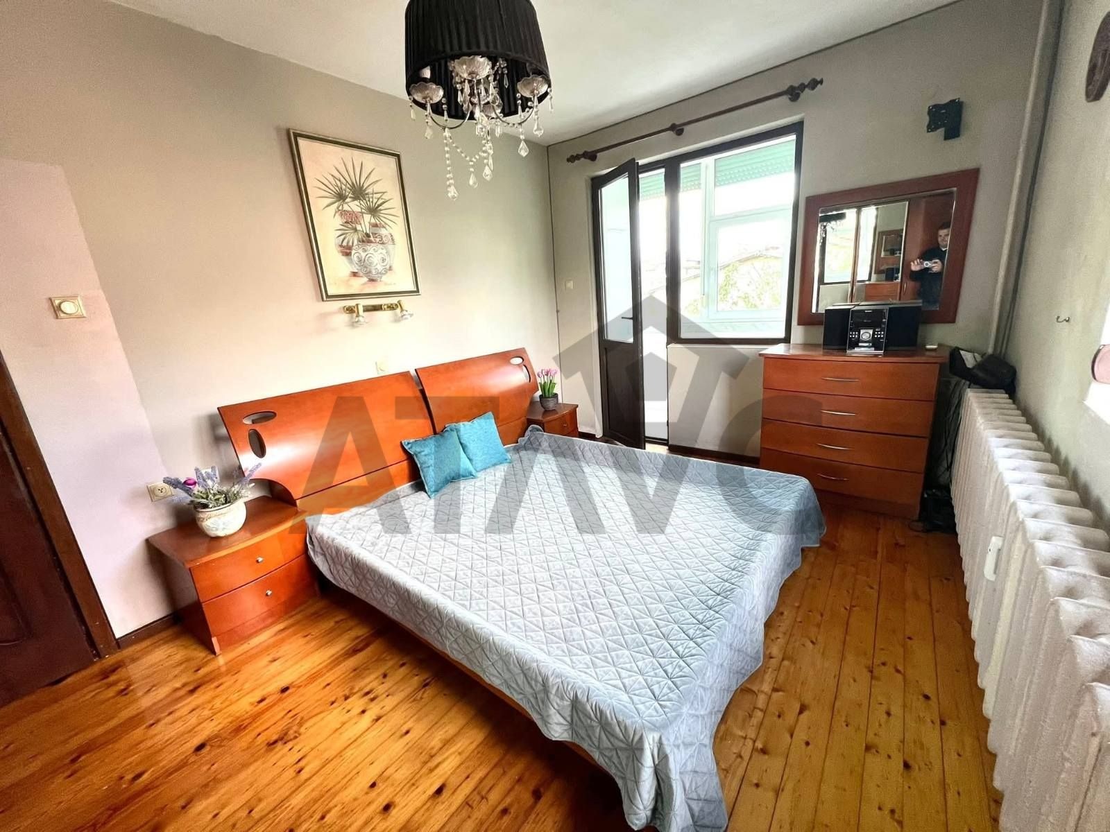 Продава ЕТАЖ ОТ КЪЩА, гр. Пловдив, Гагарин, снимка 3 - Етаж от къща - 54854369