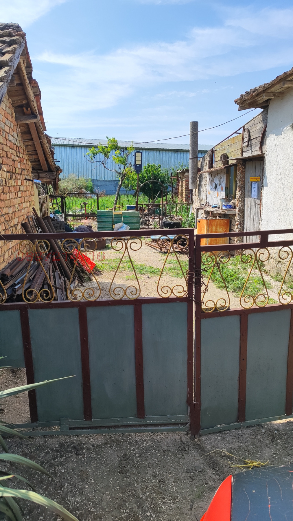 Продава КЪЩА, с. Владимирово, област Добрич