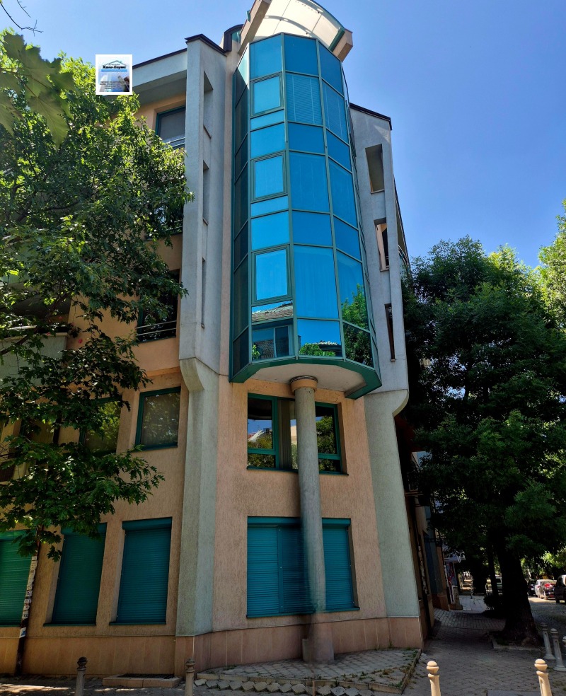 Продава  Офис град София , Център , 128 кв.м | 90139684