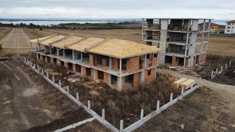 Продава КЪЩА в град Бургас, Крайморие - 167 кв.м / 334 000 € » 653 247.22 лв., ИМОТИ ПРЕМИЕР