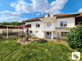 Casa Strahilovo, região Veliko Tarnovo