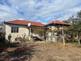 КЪЩА, 70 m2